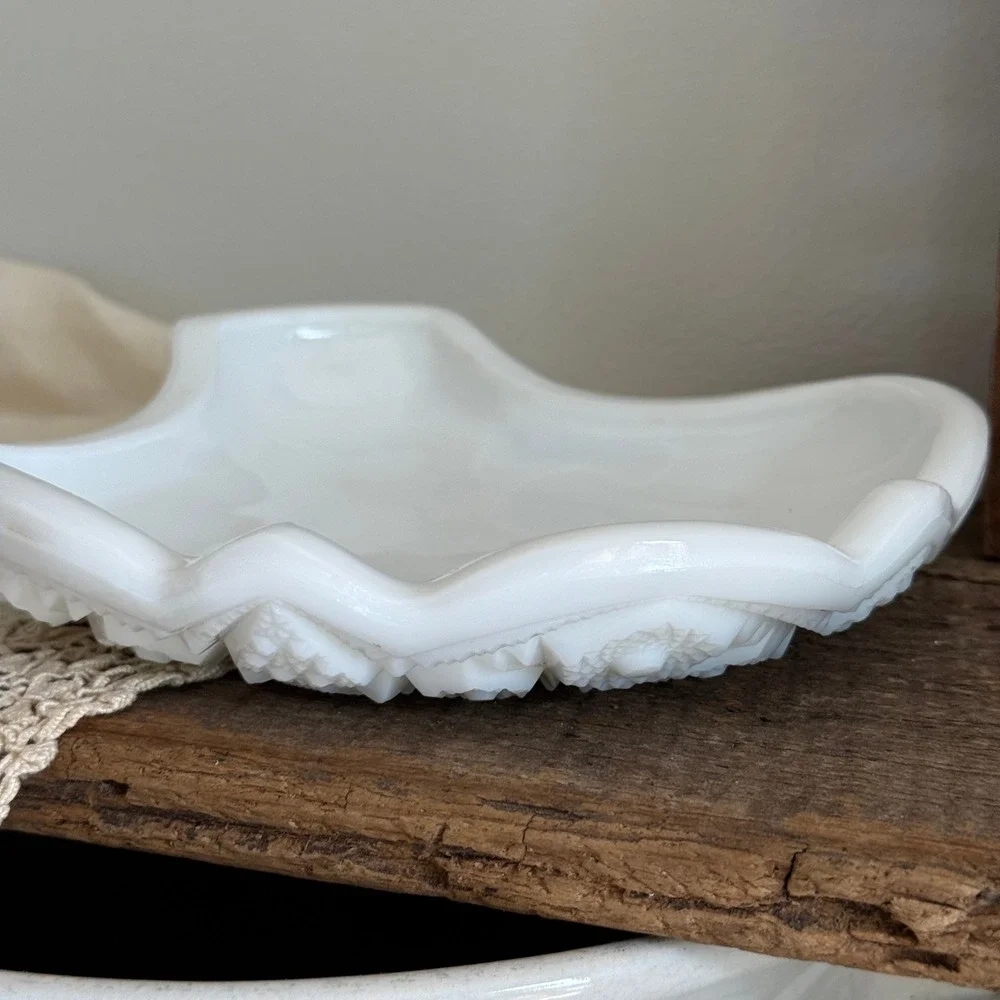 Vintage White Milk Glass Embossed Starburst Geometric Trinket Candy Dish Bowl